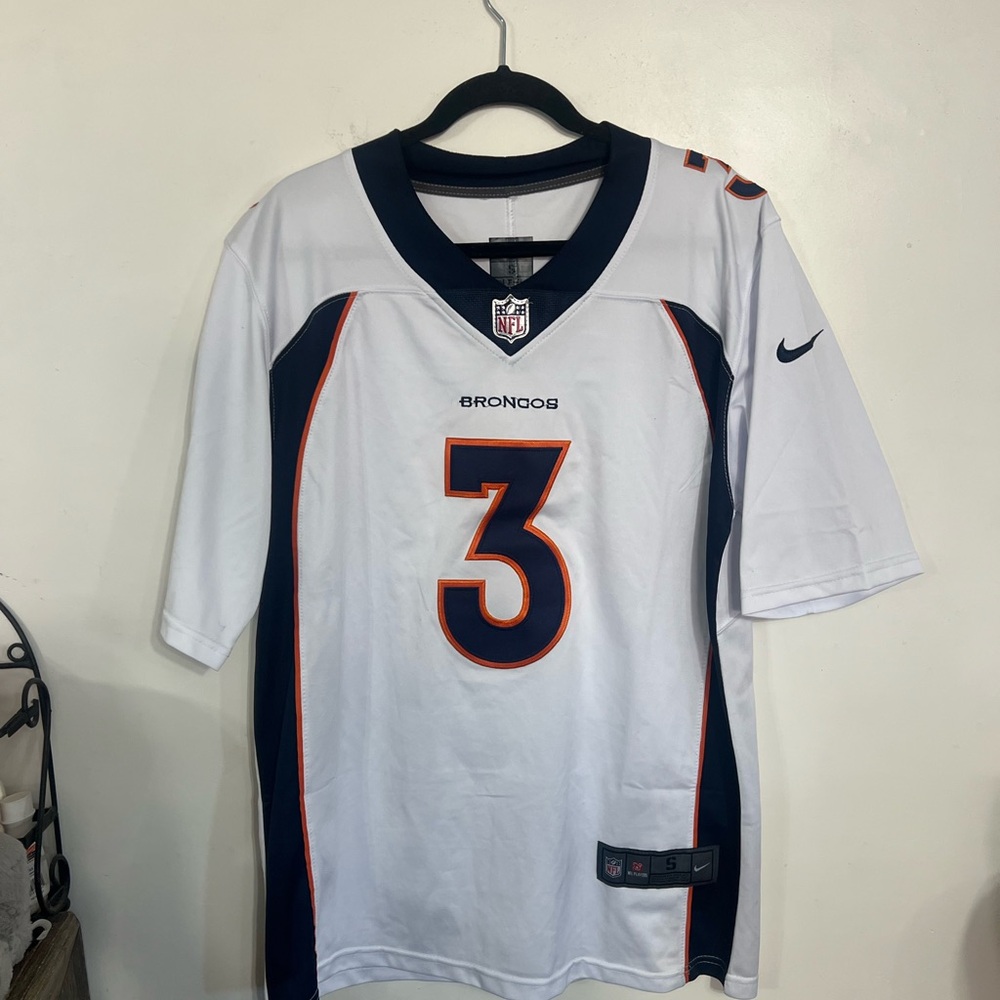 Mens Denver Broncos Russell Wilson #3 White Limited Jersey On Field Nike Small